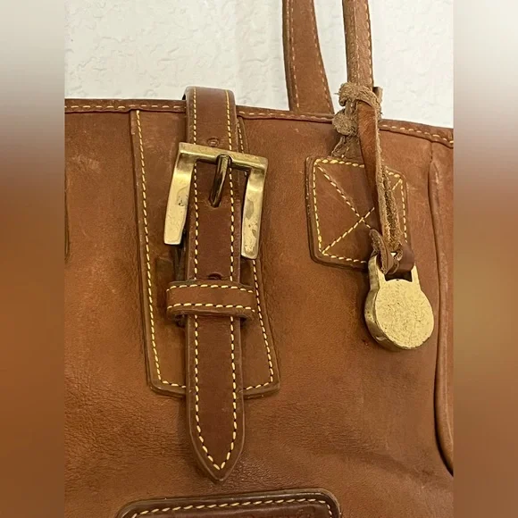 Vintage Dooney & Bourke brown leather bucket bag - Picture 5 of 14
